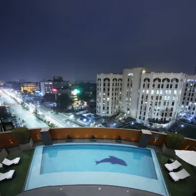 Four Points by Sheraton Lahore Hotels near Sheesh Mahal