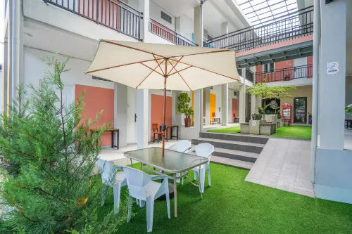 SANS Stay Onengan Inn Salatiga - พร้อมWifi