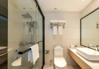 Yibin Grand Hotel - Romantisk