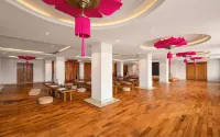 Liaokuo Jingshe Hotel - parking