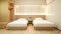 Yehai Blue Bay Holiday Hotel (Sanya Bay Coconut Dream Corridor) - เปิดใหม่