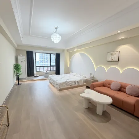 Qingcheng Theme Hotel(bengbu Wanda Store)