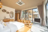 Westkey Luxury Villa - Homestays