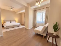 Spacious 2BR · 5 Min to Shangri-La · Central UB - balcony