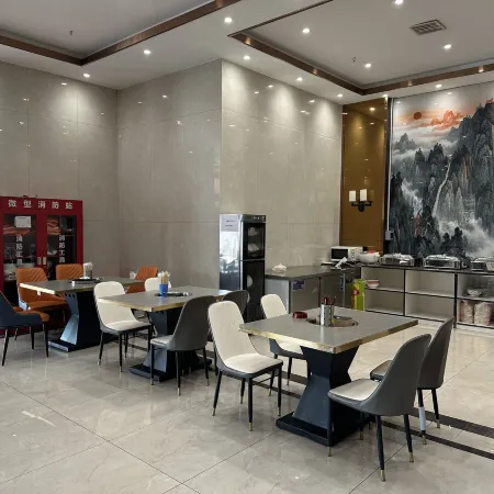 Aloft Hotel