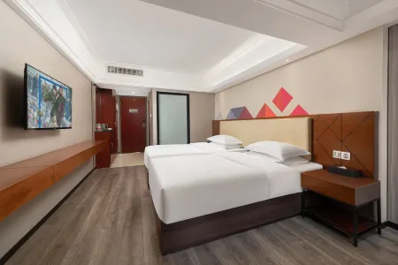 Borrman Hotel (Guangzhou Railway Station Sanyuanli Metro Station Store) Отели рядом с достопримечательностью «Chentian Garden»