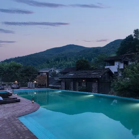 Shilily Hidden World Beishan Villa Resort
