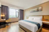 Tekes  Tianwo Hotel (Taiji Tan Branch, Bagua City Center) - balkon