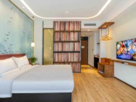 Ibis Styles Hotel (Ruili Jiegao Border Trade Zone Branch) Hotels in Ruili