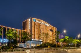 CHAMJOY Hotel (Quzhou High-Speed Railway Station Wanda Plaza)