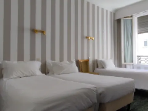 グランド ホテル デュ アーブル パリのホテル