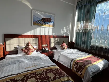 Litang Yunyou Stylish Homestay