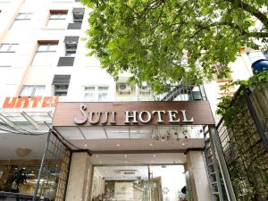 Suji Hotel