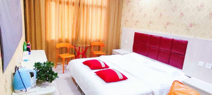 Aishang Themed Hotel (Xinyang Normal University) Hotel di Xinyang