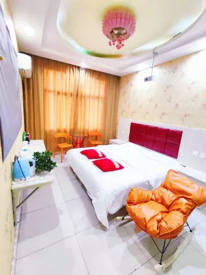 Aishang Themed Hotel (Xinyang Normal University) - Ramah Hewan Peliharaan