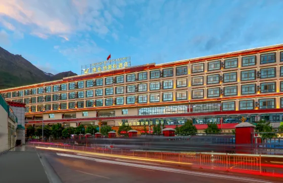 維也納國際酒店（山南加查縣中心店）