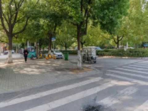 Xuhui Business Hotel (Xiping Administration School) Hotels in Xiping