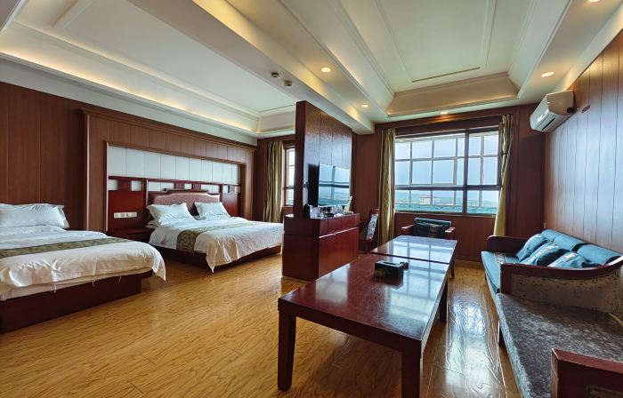 Maqu Lansang Hotel