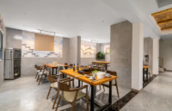 漫居民宿（梵淨山観光地東門）