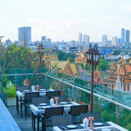 Le Botum Hotel