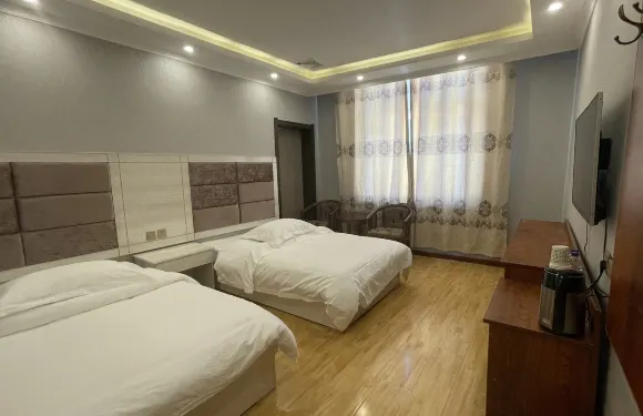 班瑪阿壩大酒店