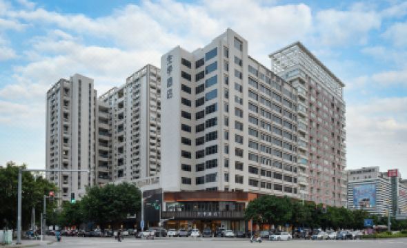 JI Hotel (Quanzhou Zhongjun FUNWORLD Sports Street)