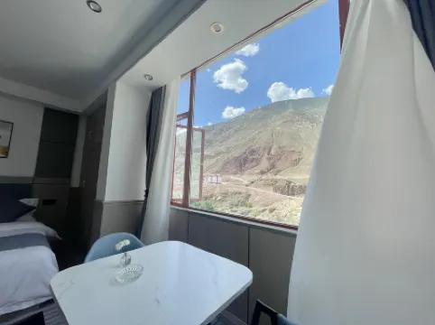 Xinrui Oxygen Supply Hotel (Basu County Branch)