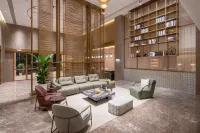 Jifen International Hotel (Qingtian High-speed Railway Station)