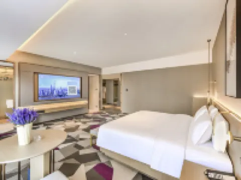Lavande Hotel (Xishuangbanna Jinghong Mannong Fengman Henaguzhai Branch) Hotels in Jinghong