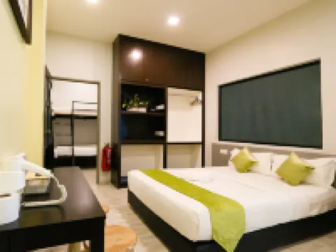 Travelland Hotel Hotels near Sunway Lost World Theme Park : Hot Springs & Night Park