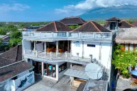 Dive & Dwell Tulamben Hotels near Let's Dive Tulamben