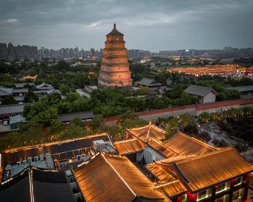 HERMITAGE PAGODA VIEW COURTYARD HOTEL Hotels near Dacien Temple