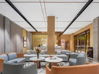 Platinum International Apartments (Huiyang High speed Railway Station Xinghe COCO Store) Hotels near Danshui