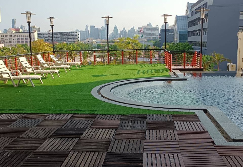 Princeton Bangkok HotelOver view