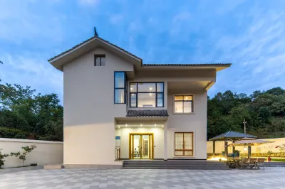 Wudang Mountain Yuman Junshe Homestay Hotels near Wudang Scenic Spot