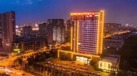 Zhihui Grand Hotel Отели рядом с достопримечательностью «Nanhu Park»