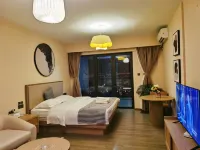 Gulau Water Village Pure Waterfront Apartment