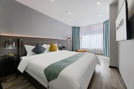 HuiZhou ChengYue West Lake Hotel