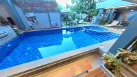 Faraway Suites - spa