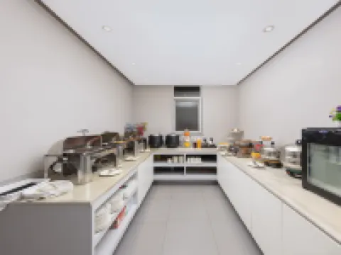 จินเจียง อินน์ ซีหนิง โม่เจีย สตรีท ฟู้ด สตรีท โรงแรมในซีหนิง