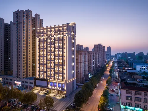 Yanqi Xuanxuan Hotel (Gushiheng Taiping Pacific Shopping Plaza) Hotels in Gushi