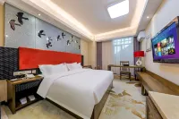 Sifei Hotel (Handan Century Avenue East Railway Station)