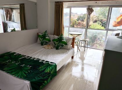 Huizhou Mangrove Bay Binhaishan Lake View Center Apartment