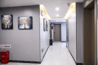 Huayi Hotel (Weinan Banquan Town Government Branch)
