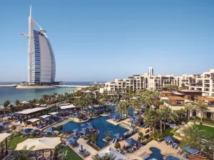 杜拜卓美亞古堡酒店-逸宮