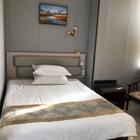Kashgar Xinjie Express Hotel