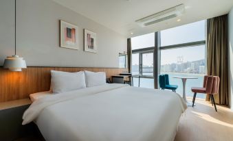 Gray 193 Hotel