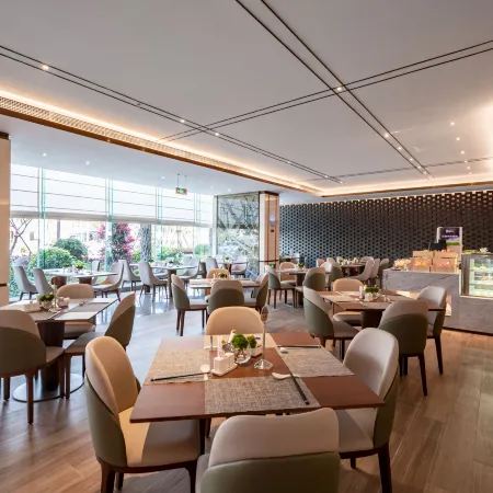 Fliport Garden Hotel