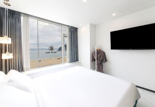 2. 브라운도트호텔 ..