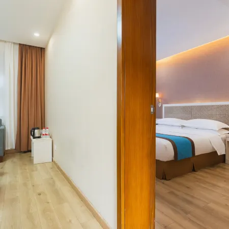 Jiuge Holiday Hotel